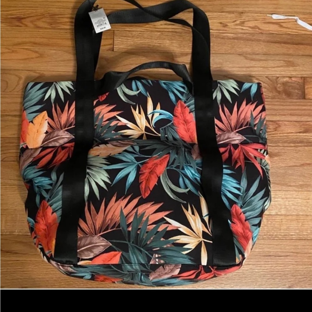 Large tote back NWT